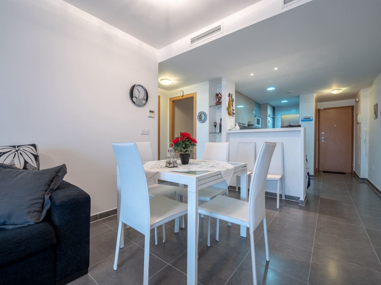 2 makuuhuone Huoneisto myytävänä paikassa Los Dolses mukana uima-altaan - 199 500 € (Ref: 9583110)