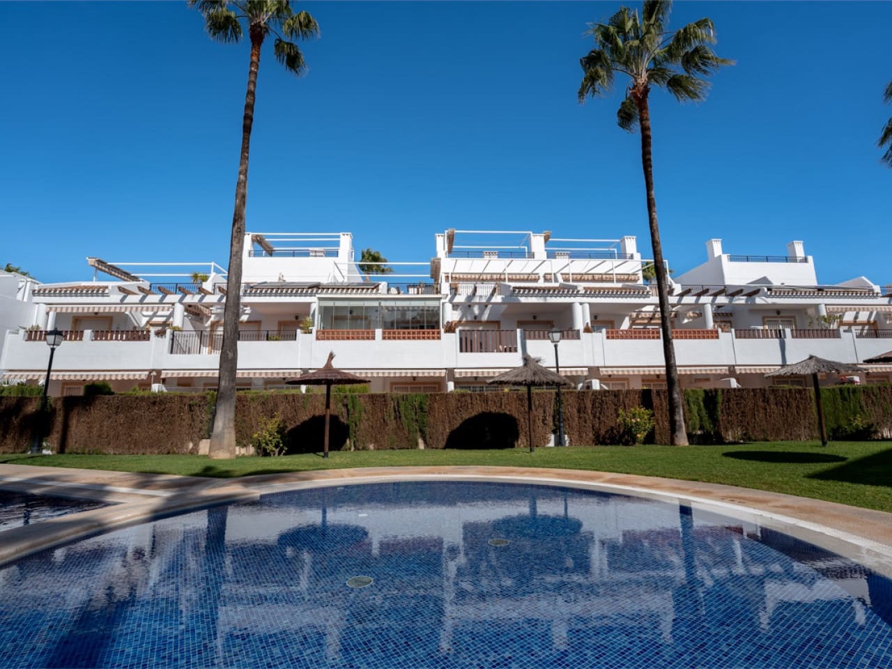 2 makuuhuone Huoneisto myytävänä paikassa Los Dolses mukana uima-altaan - 199 500 € (Ref: 9583110)