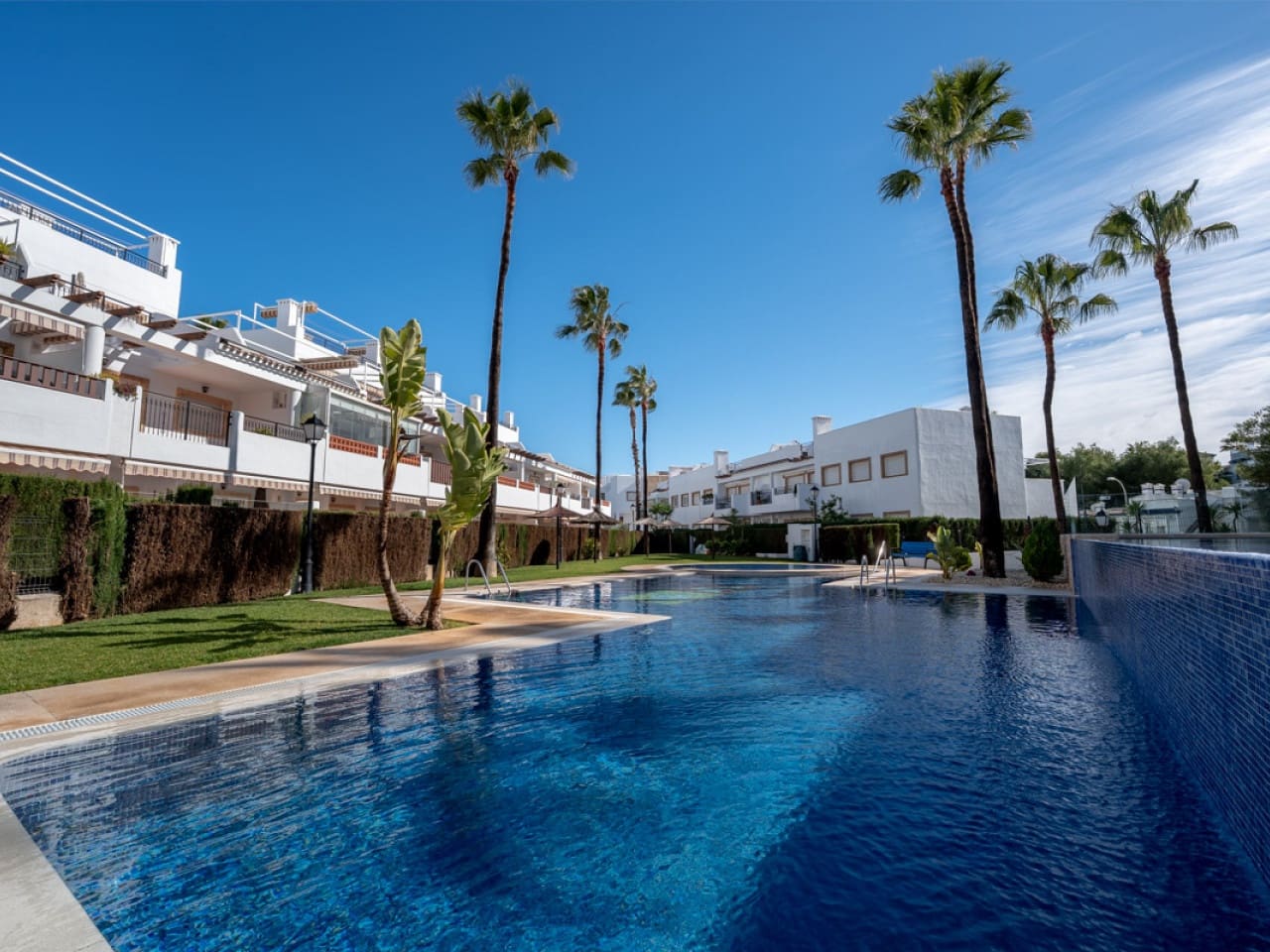 2 makuuhuone Huoneisto myytävänä paikassa Los Dolses mukana uima-altaan - 199 500 € (Ref: 9583110)