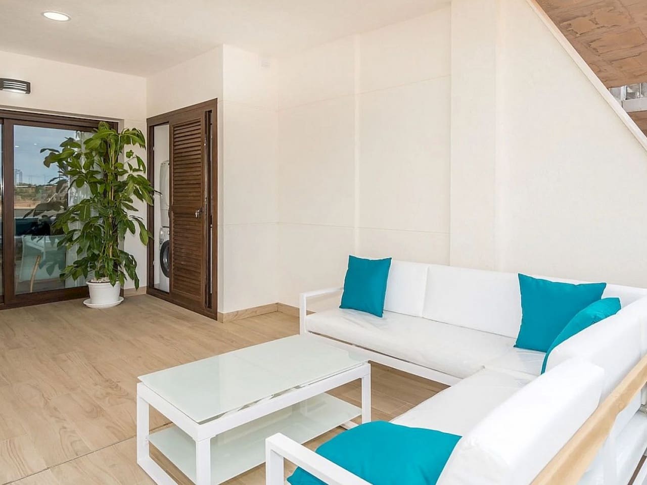 2 soveværelse Rækkehus til salg i Benidorm med swimmingpool - € 369.900 (Ref: 9586774)