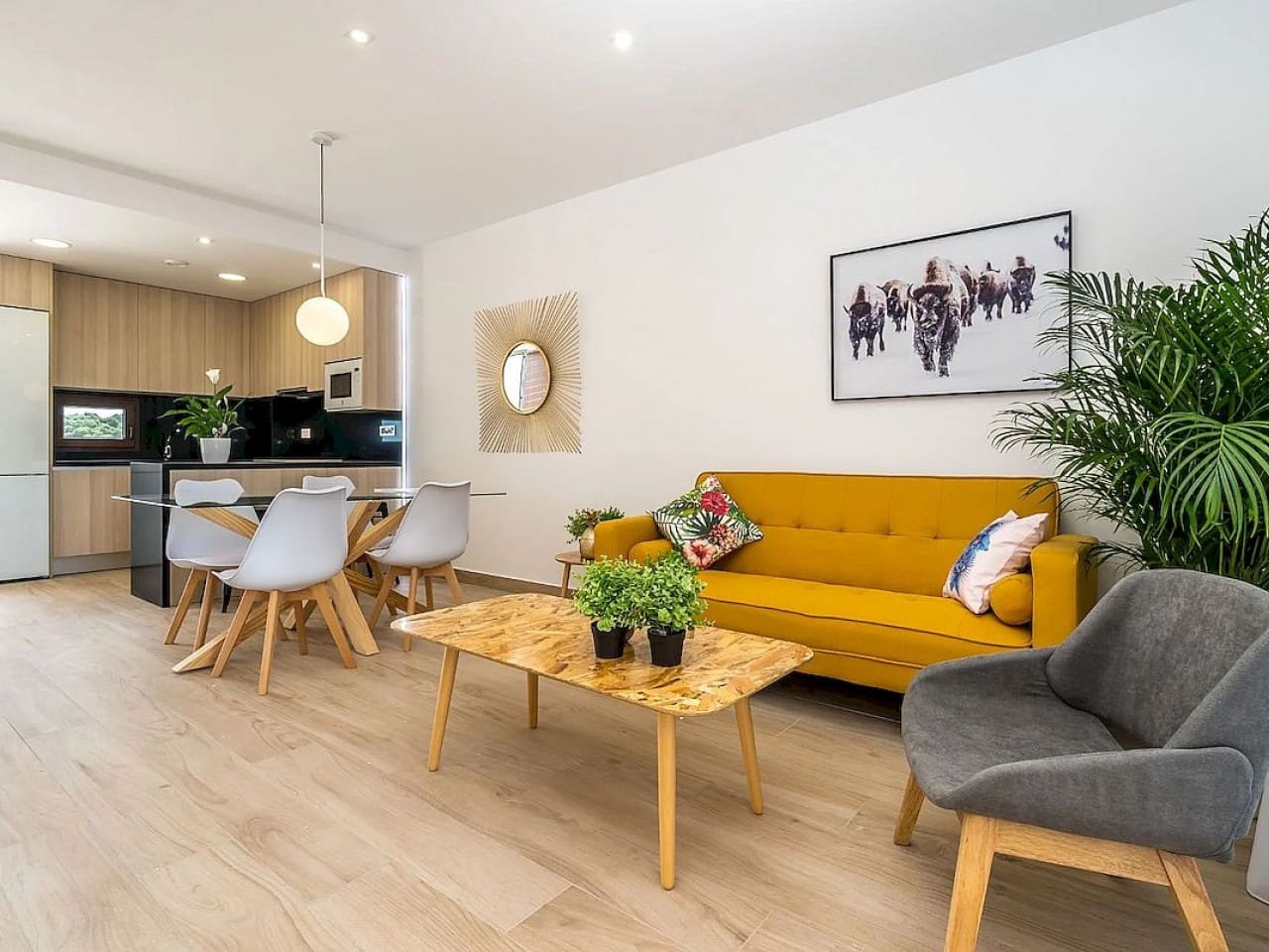 2 soveværelse Rækkehus til salg i Benidorm med swimmingpool - € 369.900 (Ref: 9586774)