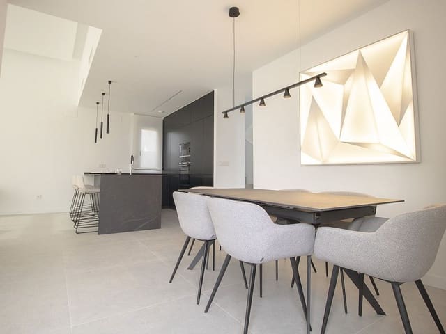 3 camera da letto Villa in vendita in Benidorm con piscina - 579.000 € (Rif: 9596439)