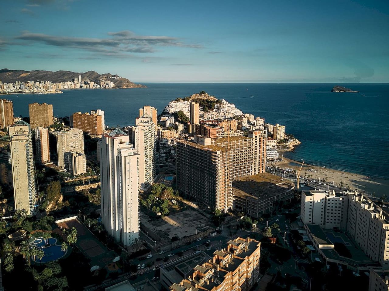 2 sovrum Lägenhet till salu i Benidorm med pool - 398 300 € (Ref: 9605254)