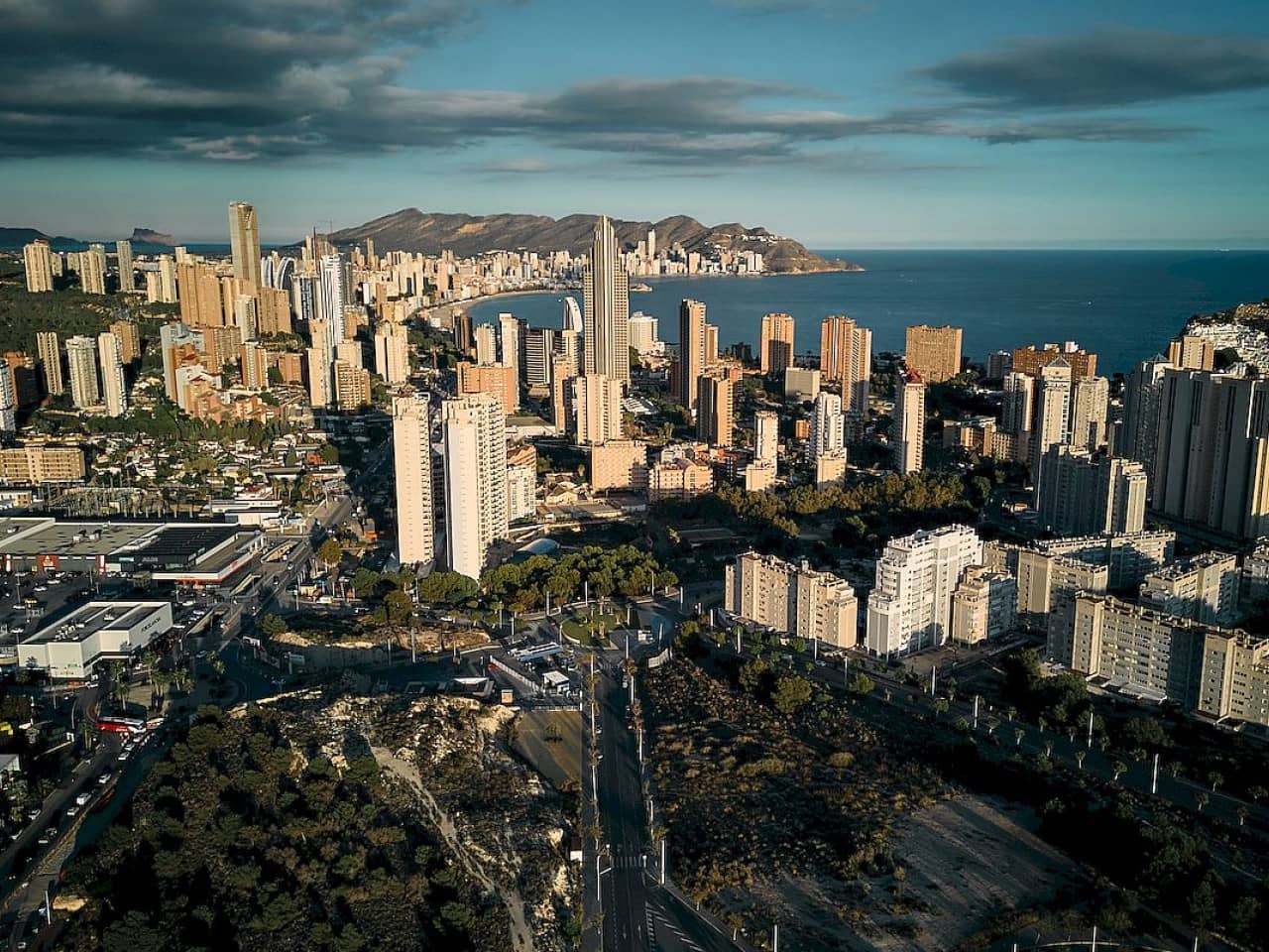 2 soveværelse Penthouse til salg i Benidorm med swimmingpool garage - € 736.500 (Ref: 9605256)