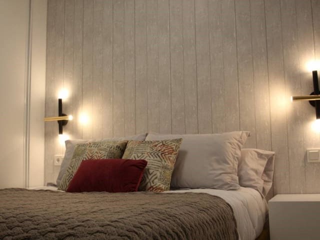 Apartamento de 2 habitaciones en Torrevieja en venta con piscina - 249.000 € (Ref: 9627884)