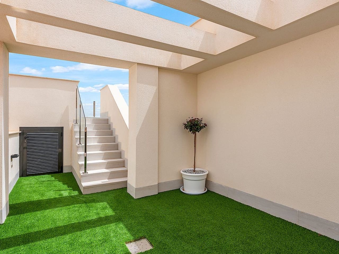 2 chambre Appartement à vendre à Torrevieja avec piscine - 249 000 € (Ref: 9627884)