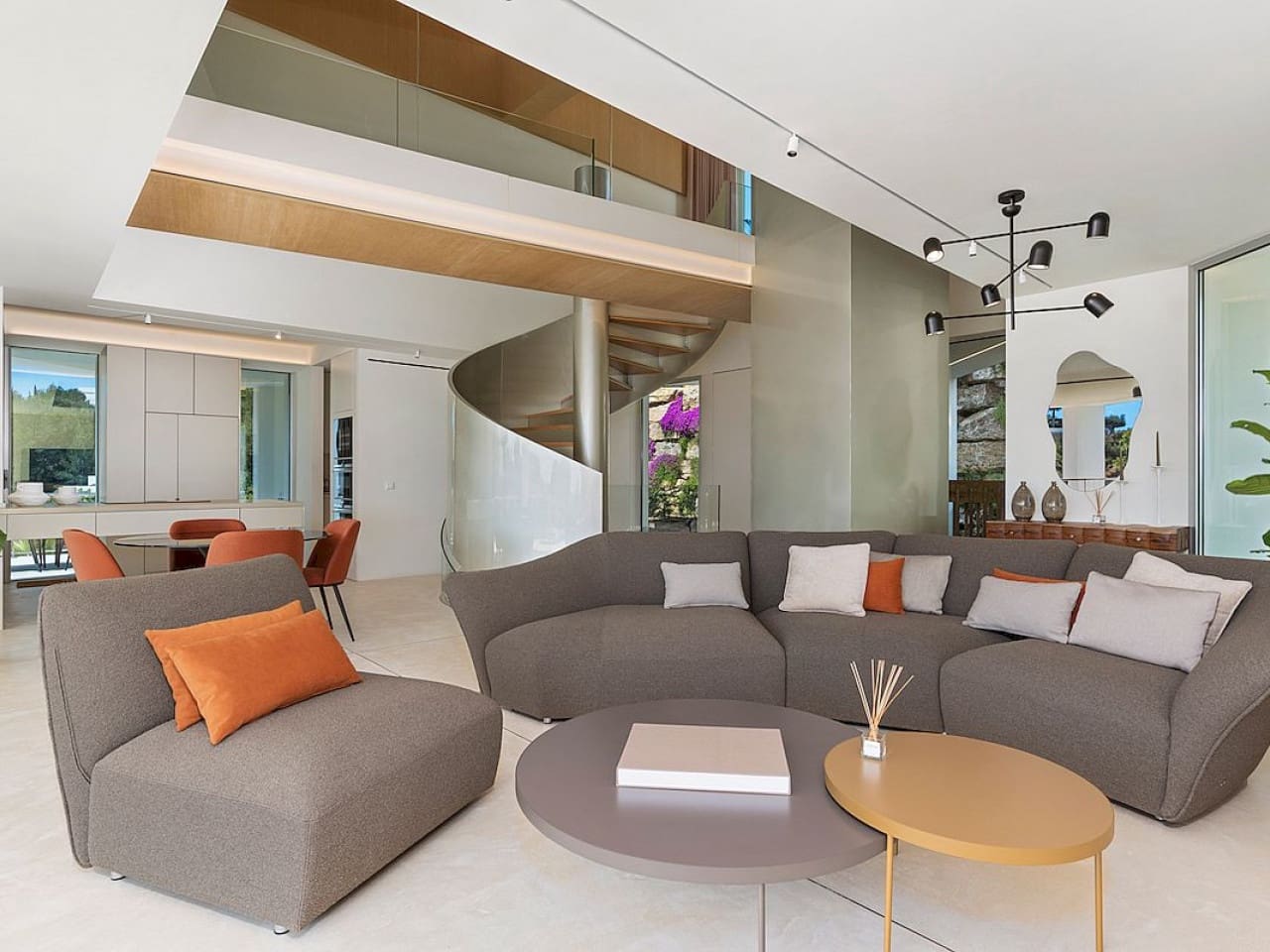 3 bedroom Villa for sale in Orihuela Costa with pool - € 2,365,000 (Ref: 9630400)