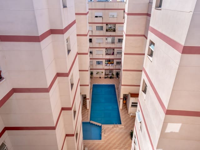 2 sypialnia Apartament na sprzedaż w Torrevieja z basenem garażem - 129 900 € (Ref: 9645452)