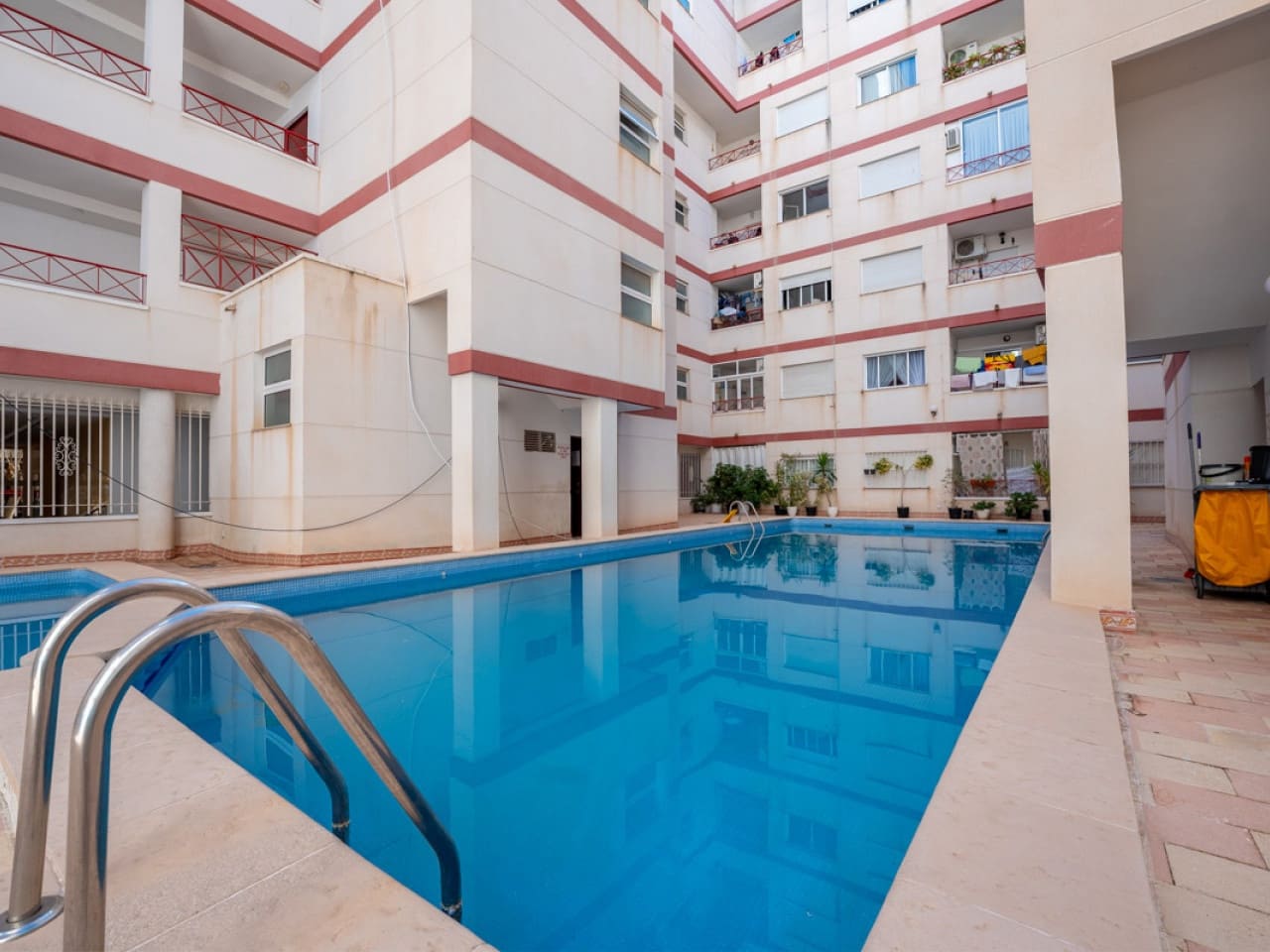 2 camera da letto Appartamento in vendita in Torrevieja con piscina garage - 129.900 € (Rif: 9645452)