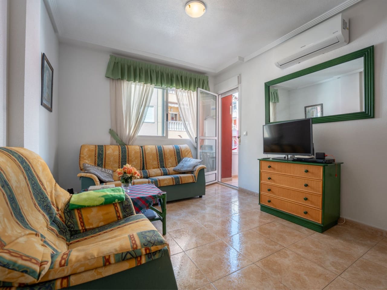 2 camera da letto Appartamento in vendita in Torrevieja con piscina garage - 129.900 € (Rif: 9645452)