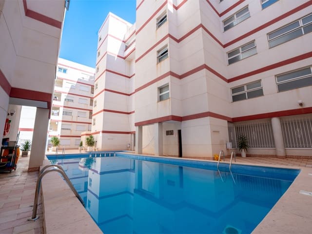 2 sypialnia Apartament na sprzedaż w Torrevieja z basenem garażem - 129 900 € (Ref: 9645452)