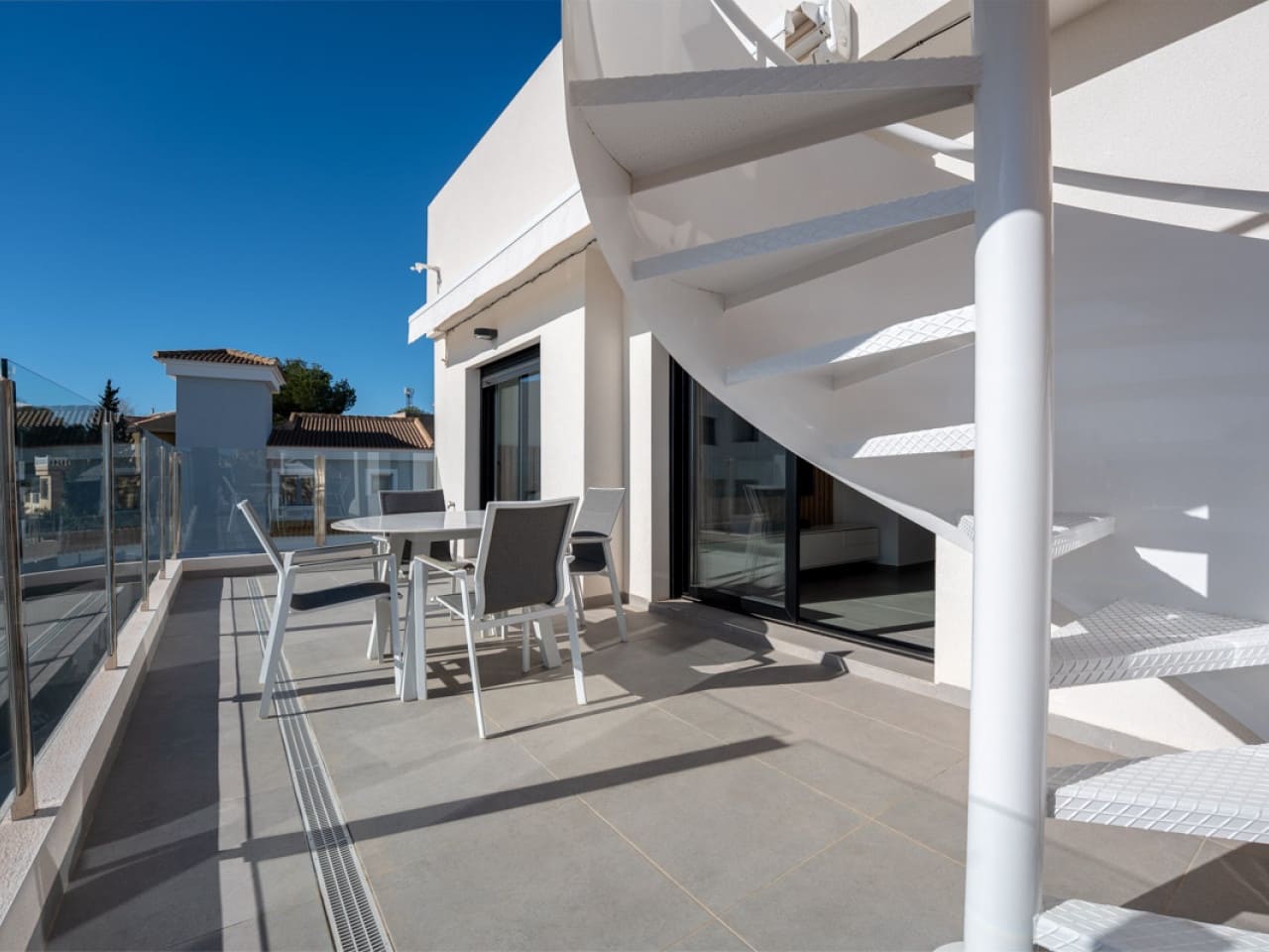 2 bedroom Apartment for sale in Orihuela Costa with pool - € 375,000 (Ref: 9656349)