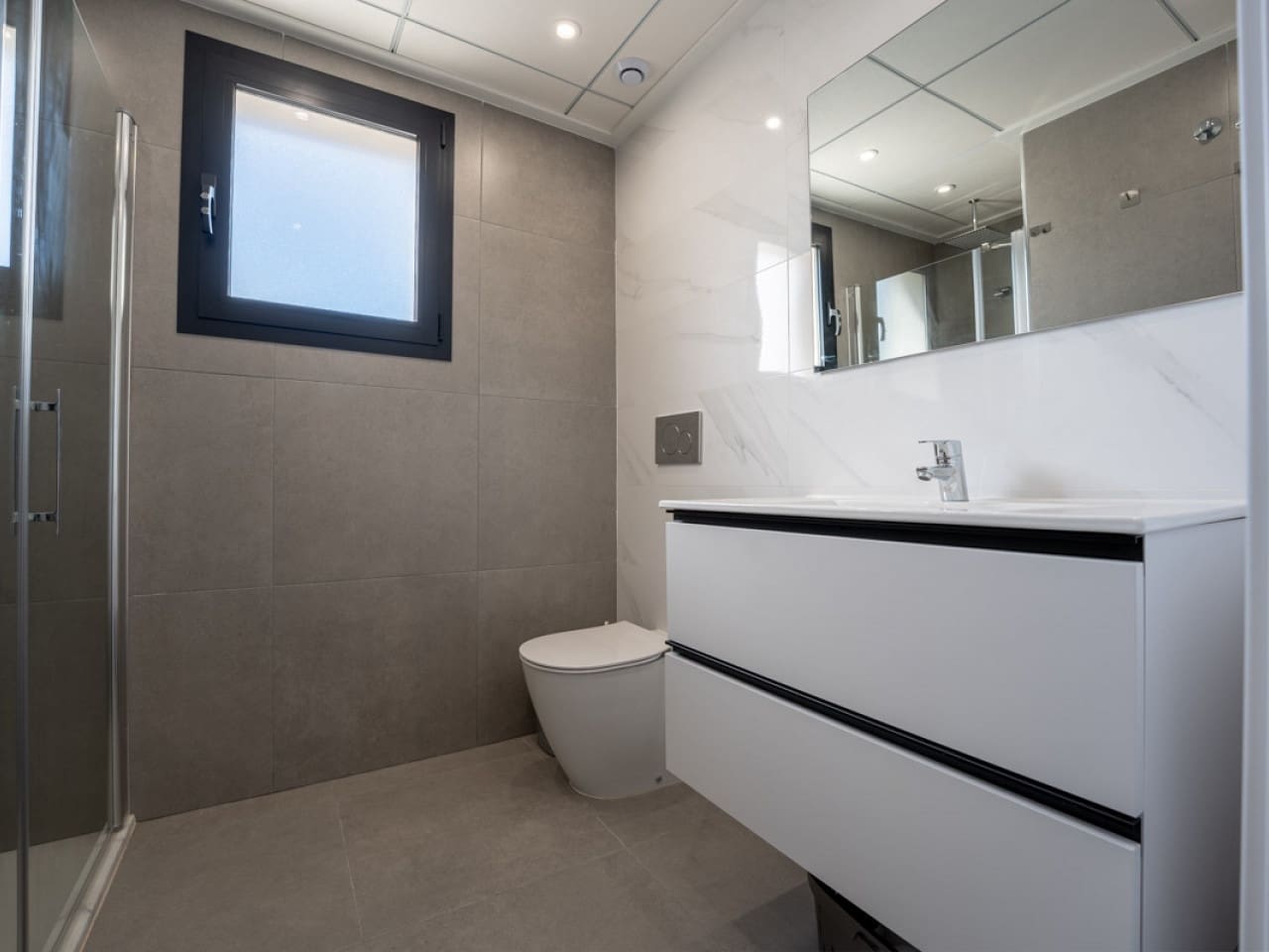 2 bedroom Apartment for sale in Orihuela Costa with pool - € 375,000 (Ref: 9656349)