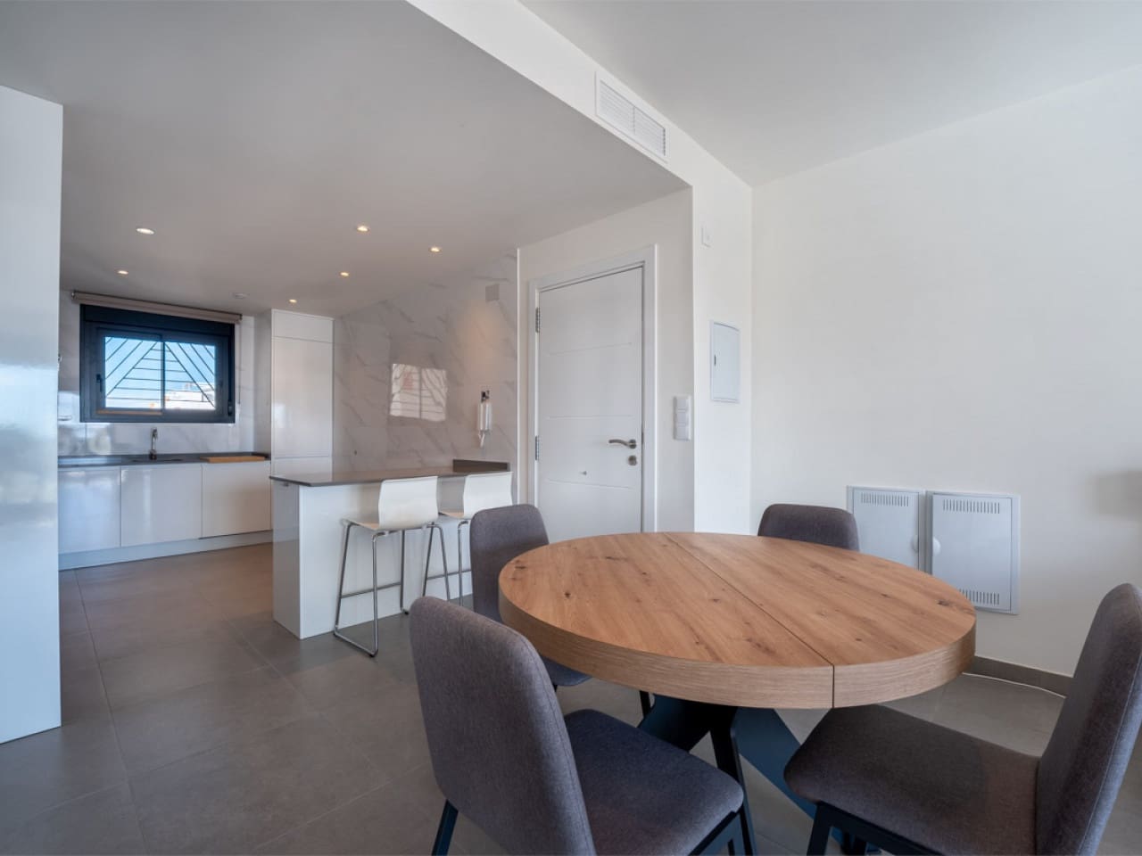 2 bedroom Apartment for sale in Orihuela Costa with pool - € 375,000 (Ref: 9656349)