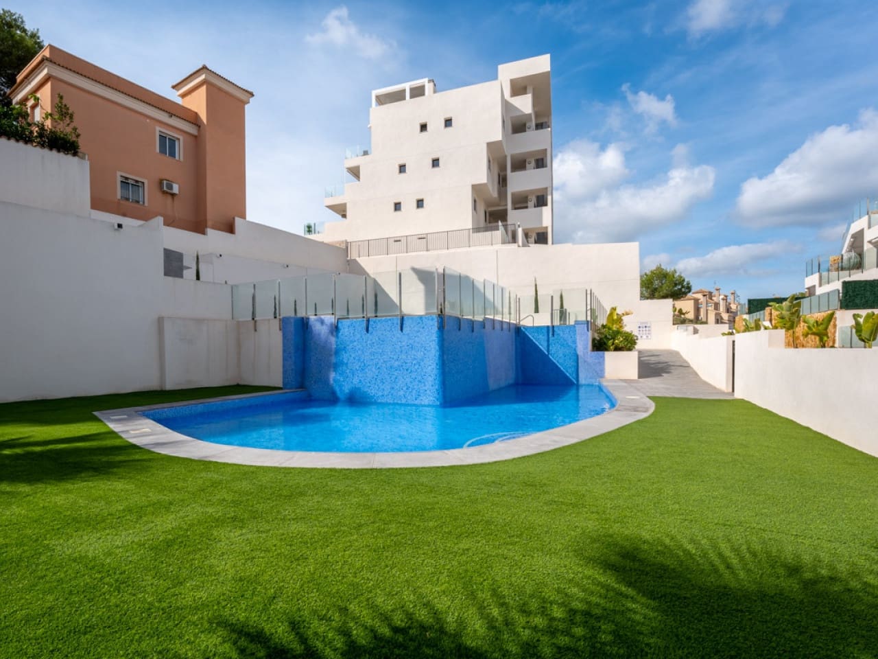 2 bedroom Apartment for sale in Orihuela Costa with pool - € 375,000 (Ref: 9656349)
