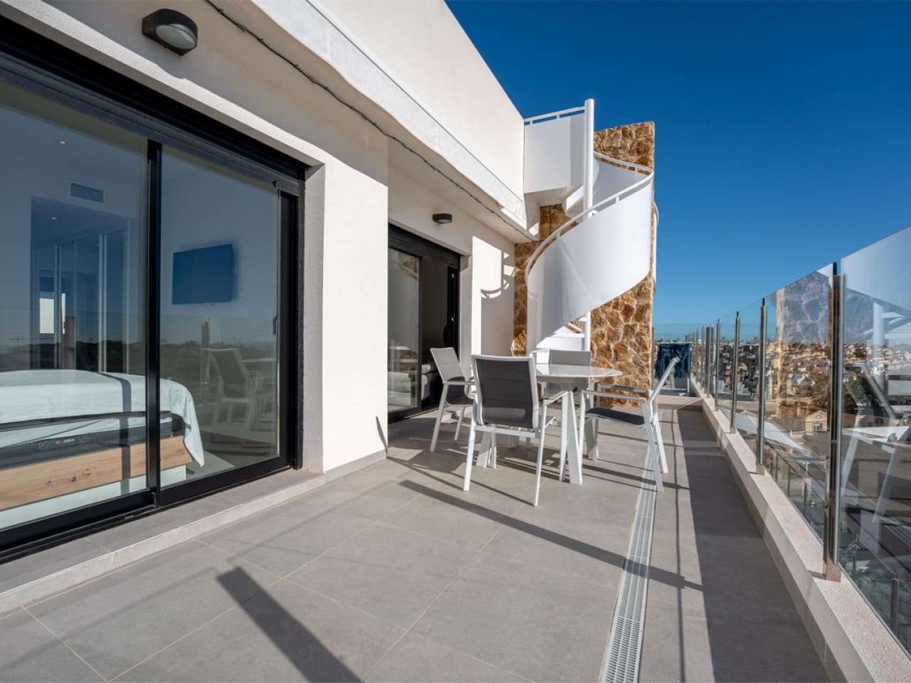 2 bedroom Apartment for sale in Orihuela Costa with pool - € 375,000 (Ref: 9656349)