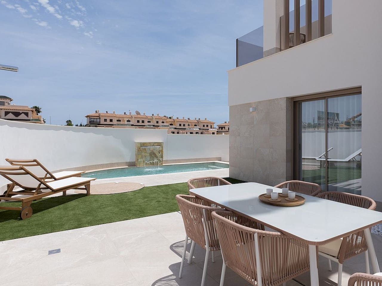 3 soveværelse Villa til salg i Los Alcazares med swimmingpool - € 439.000 (Ref: 9712399)