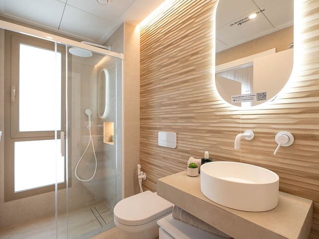 Chalet de 3 habitaciones en Los Alcázares en venta con piscina - 439.000 € (Ref: 9712399)