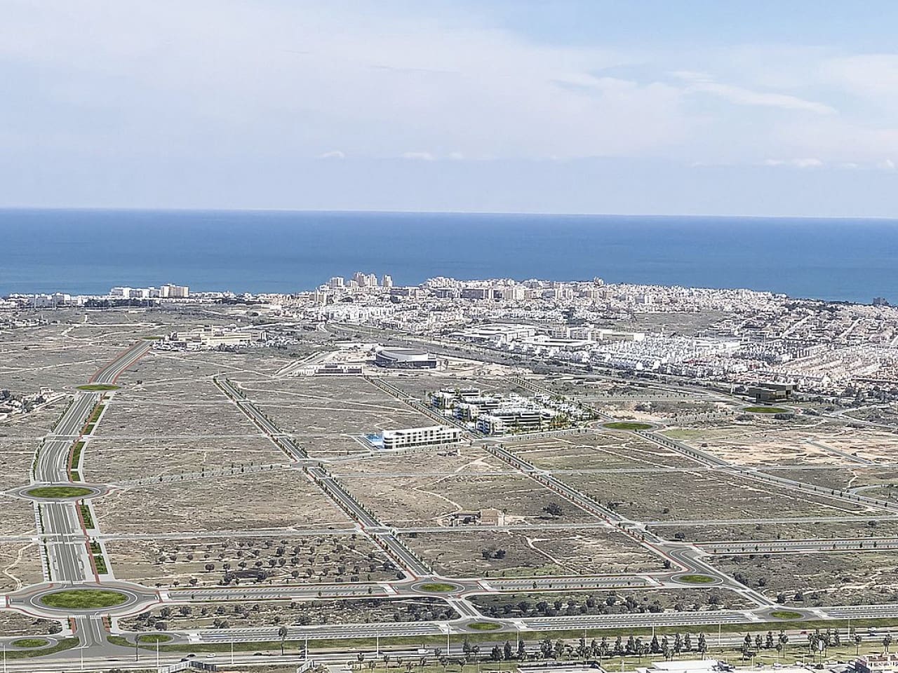 3 soveværelse Villa til salg i Torrevieja med swimmingpool - € 695.000 (Ref: 9720228)