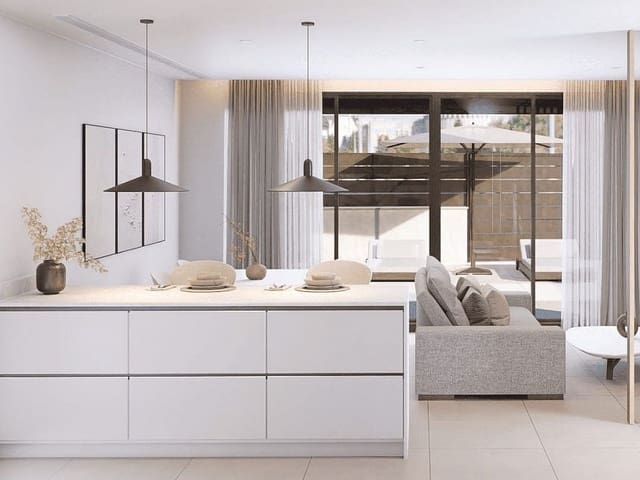 Chalet de 3 habitaciones en Pilar de la Horadada en venta con piscina garaje - 550.000 € (Ref: 9732466)