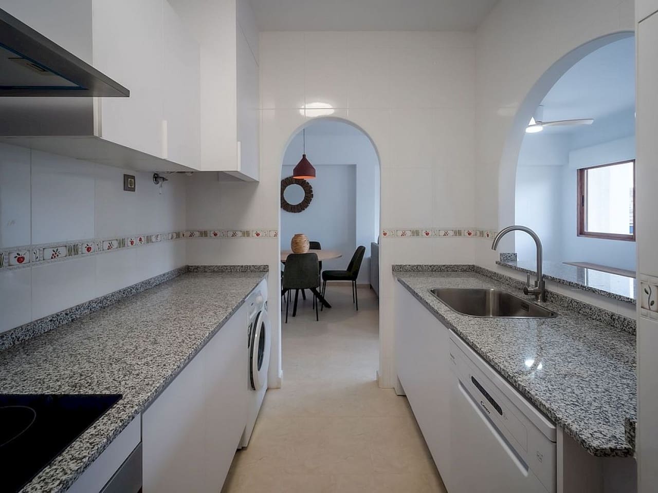 2 bedroom Apartment for sale in Cuevas del Almanzora with pool - € 125,900 (Ref: 9742108)