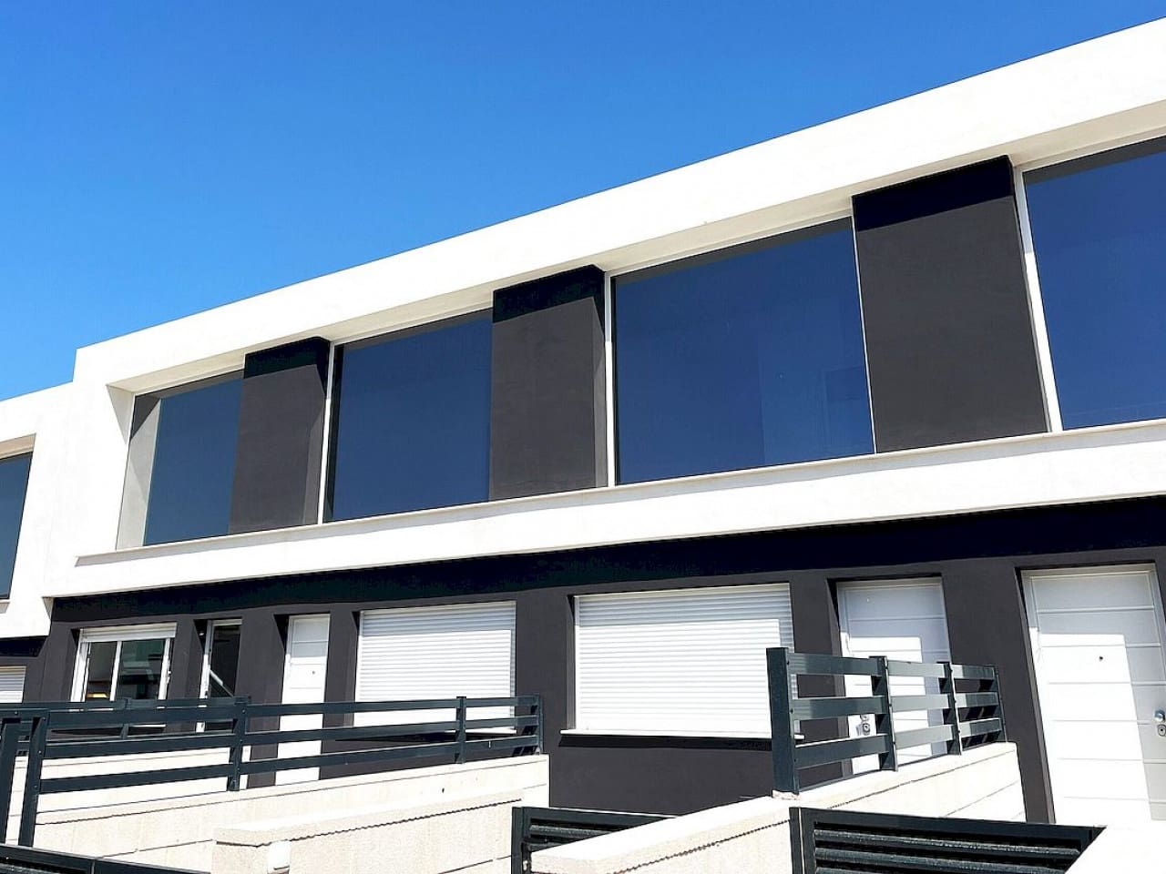 Casa de 2 habitaciones en Gran Alacant en venta con piscina - 296.000 € (Ref: 9756225)