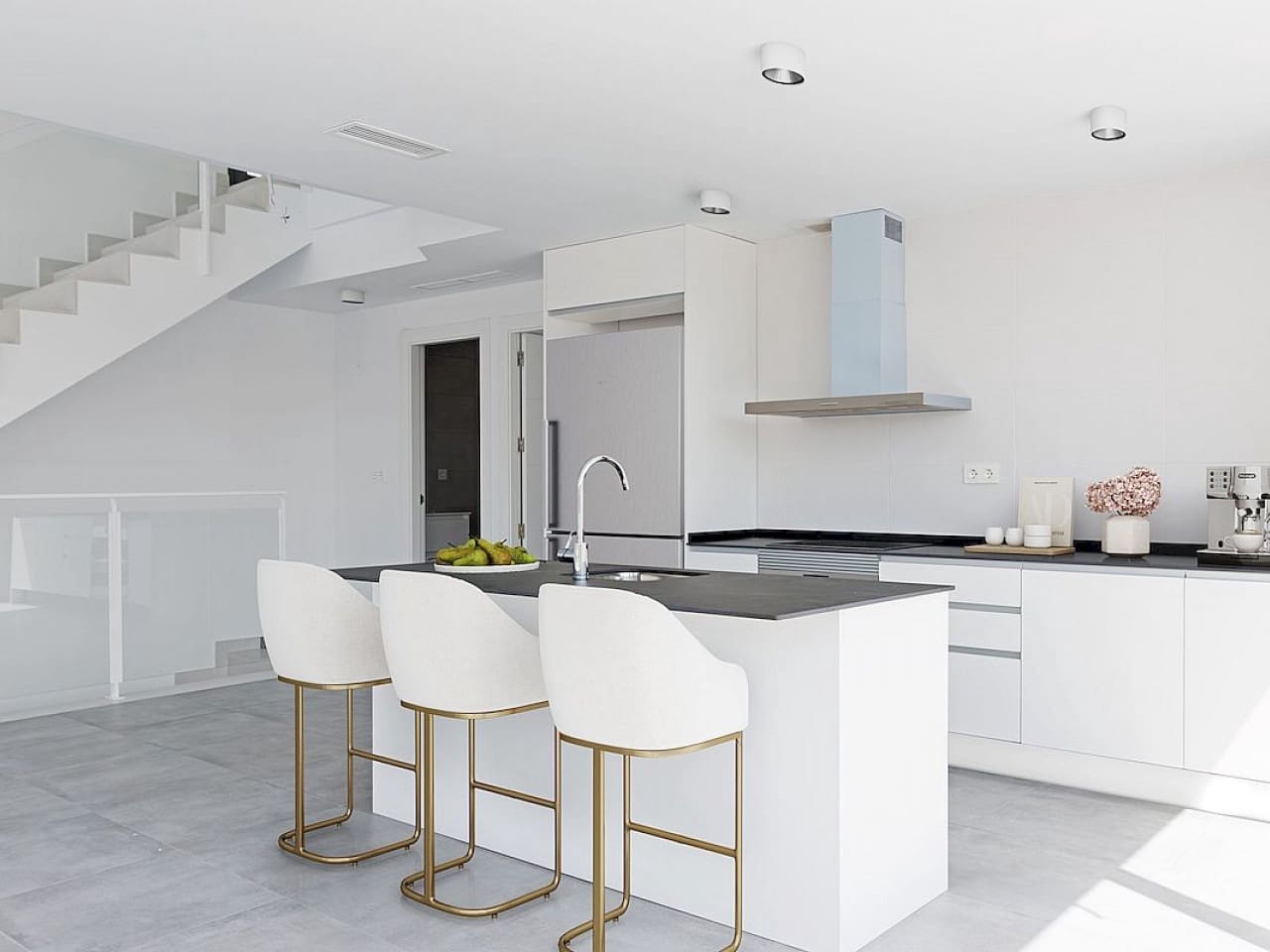 4 makuuhuone Huvila myytävänä paikassa Gran Alacant mukana uima-altaan - 805 000 € (Ref: 9758915)