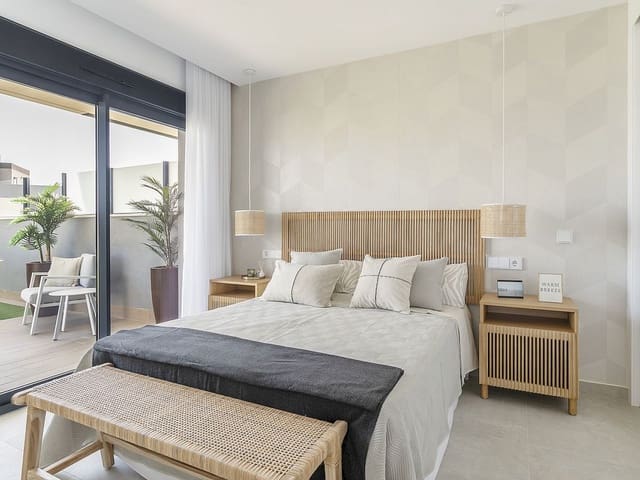 2 bedroom Apartment for sale in Gran Alacant, Santa Pola with pool garage - € 355,000 (Ref: 9773398)