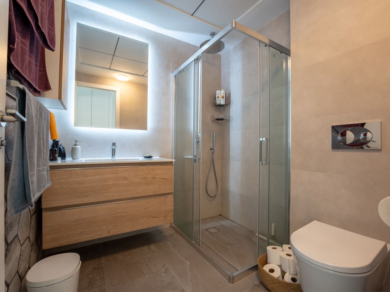 Apartamento de 2 habitaciones en Torrevieja en venta con piscina garaje - 319.900 € (Ref: 9778386)