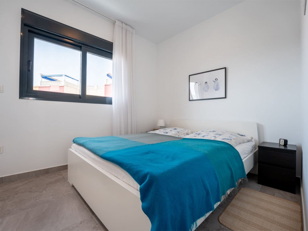 Apartamento de 2 habitaciones en Torrevieja en venta con piscina garaje - 319.900 € (Ref: 9778386)