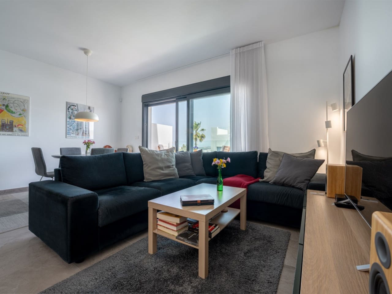 Apartamento de 2 habitaciones en Torrevieja en venta con piscina garaje - 319.900 € (Ref: 9778386)