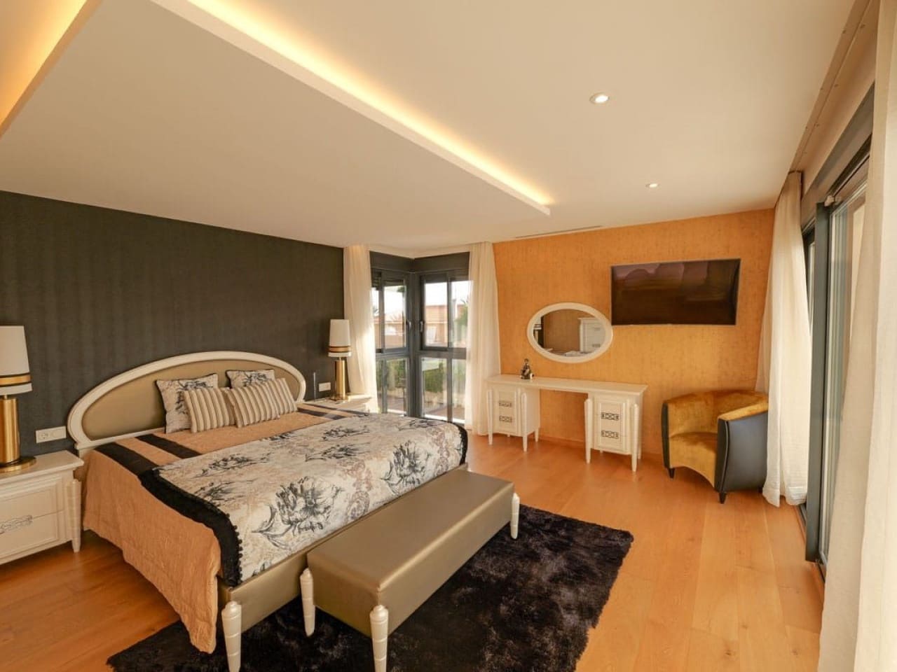 3 chambre Villa/Maison à vendre à La Veleta avec piscine - 1 630 000 € (Ref: 9797387)