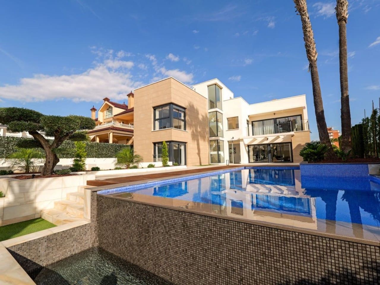 3 chambre Villa/Maison à vendre à La Veleta avec piscine - 1 630 000 € (Ref: 9797387)