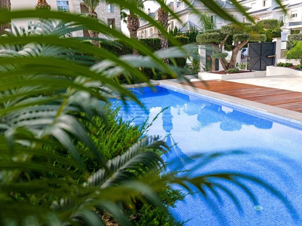 3 chambre Villa/Maison à vendre à La Veleta avec piscine - 1 630 000 € (Ref: 9797387)