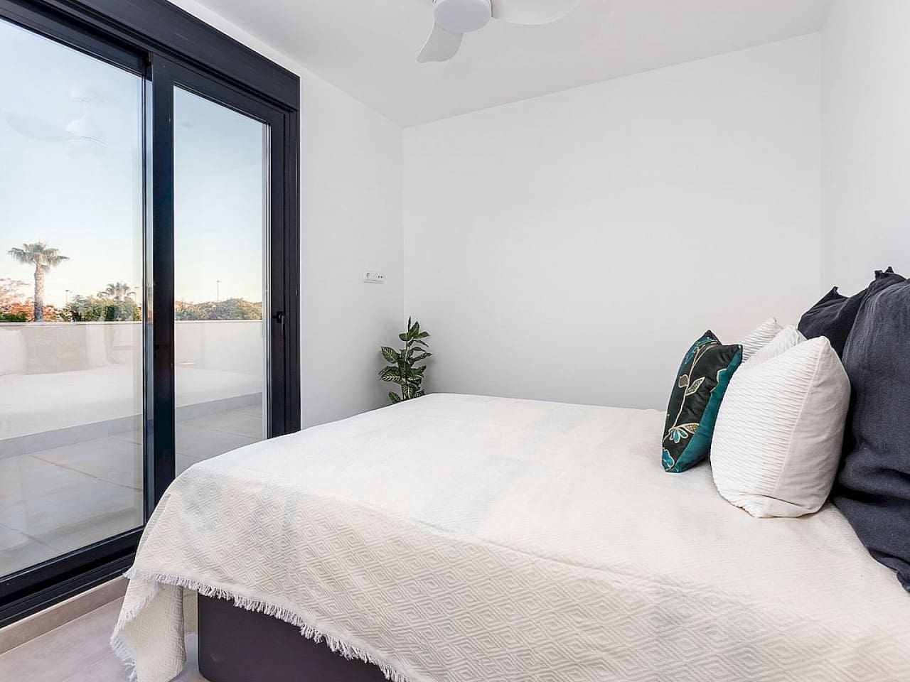 3 soveværelse Villa til salg i Pilar de la Horadada med swimmingpool garage - € 448.000 (Ref: 9818410)