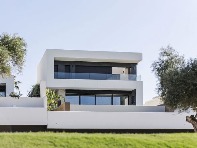 3 soverom Villa til salgs i Algorfa med svømmebasseng garasje - € 1 600 000 (Ref: 9831960)