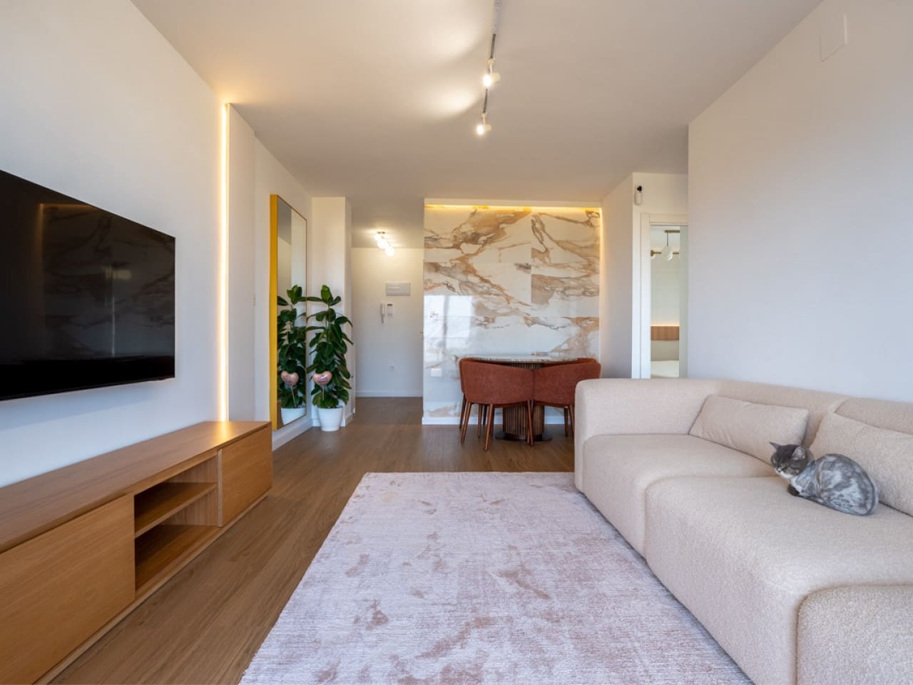 2 bedroom Apartment for sale in Torrevieja with pool - € 249,000 (Ref: 9831964)