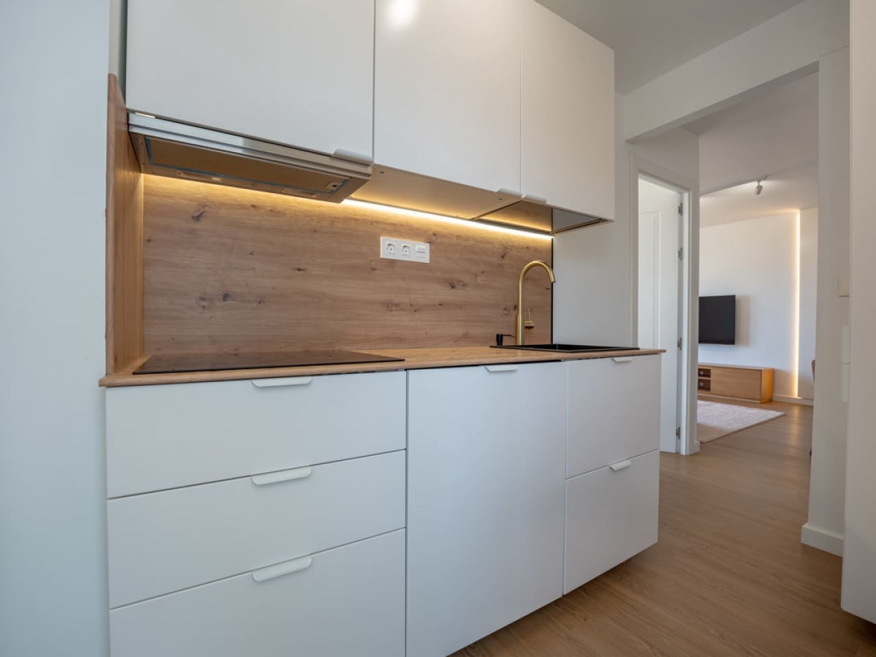 2 bedroom Apartment for sale in Torrevieja with pool - € 249,000 (Ref: 9831964)
