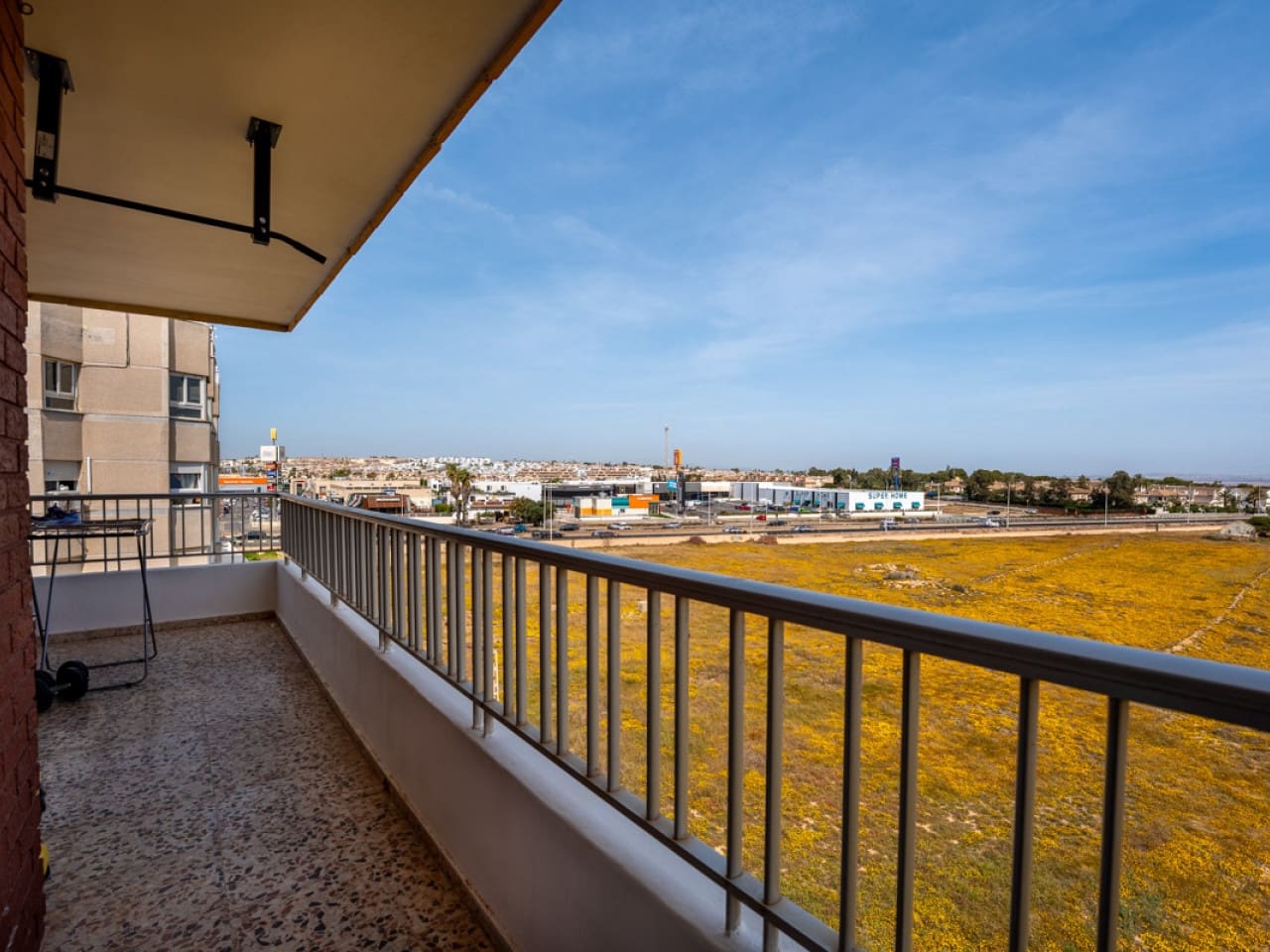 2 bedroom Apartment for sale in Torrevieja with pool - € 249,000 (Ref: 9831964)