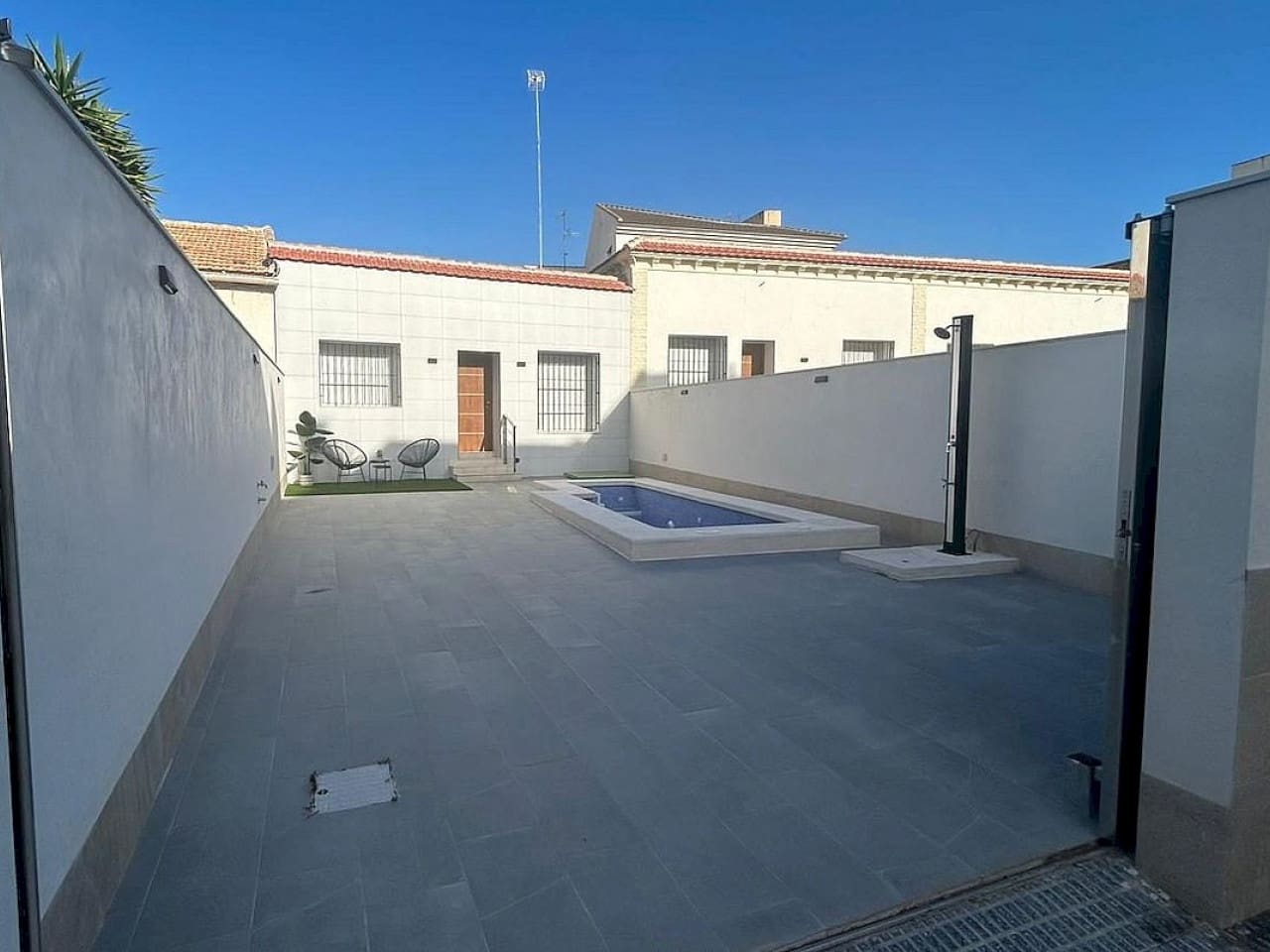 3 bedroom Villa for sale in San Javier with pool - € 270,000 (Ref: 9851990)