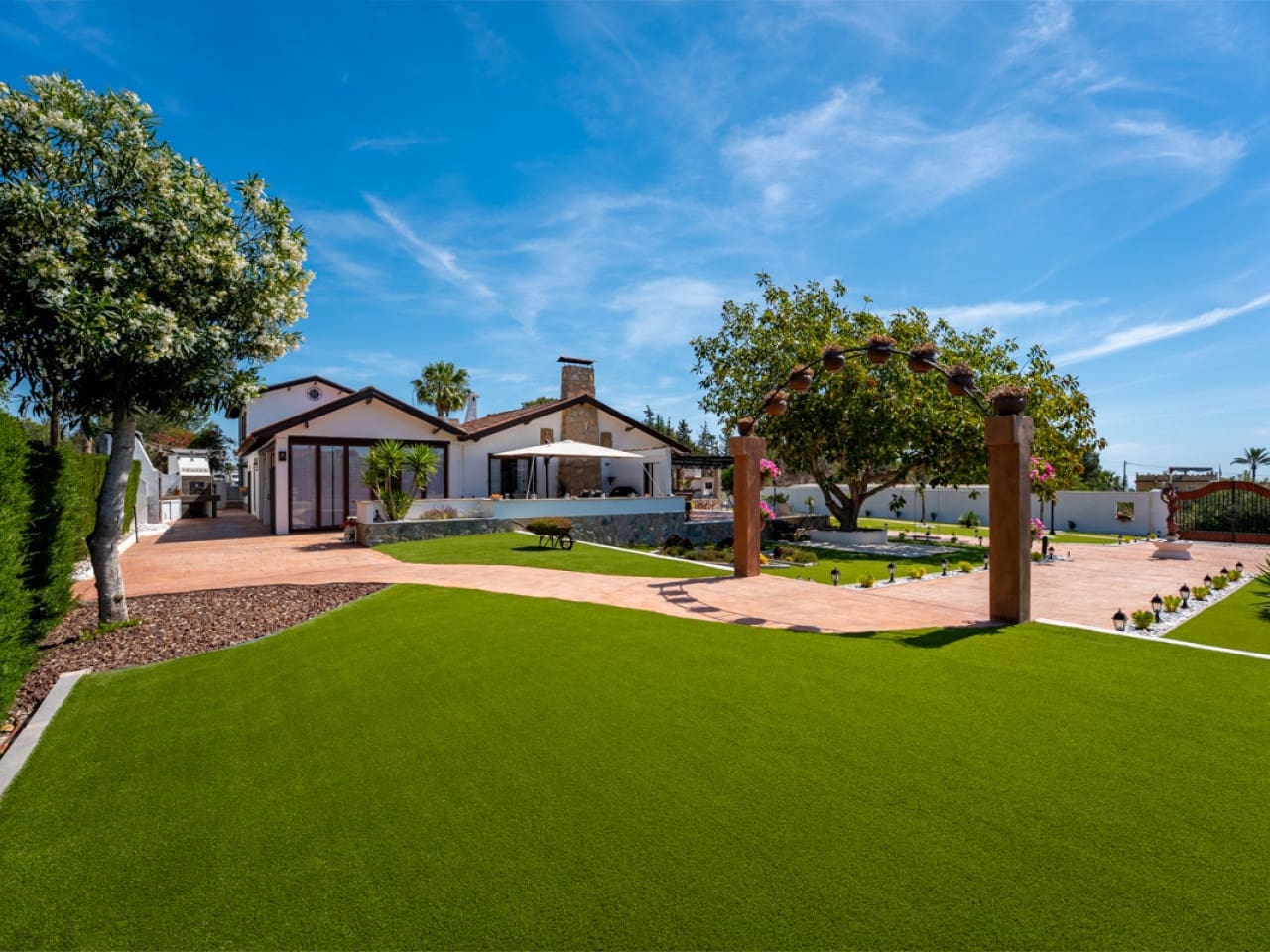 7 slaapkamer Villa te koop in Los Dolses met zwembad garage - € 2.200.000 (Ref: 9860336)