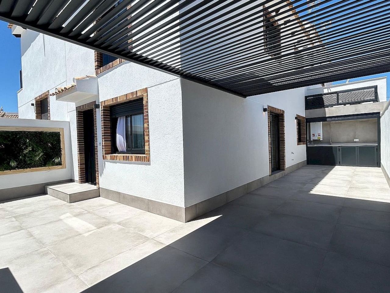 3 slaapkamer Villa te koop in Pilar de la Horadada - € 299.900 (Ref: 9876701)