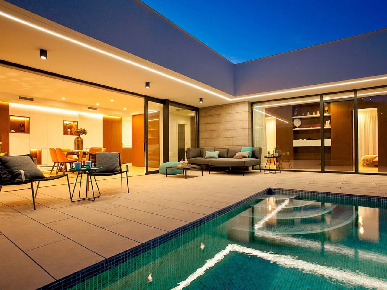 4 sovrum Villa till salu i Cumbre del Sol med pool garage - 1 850 000 € (Ref: 9890613)