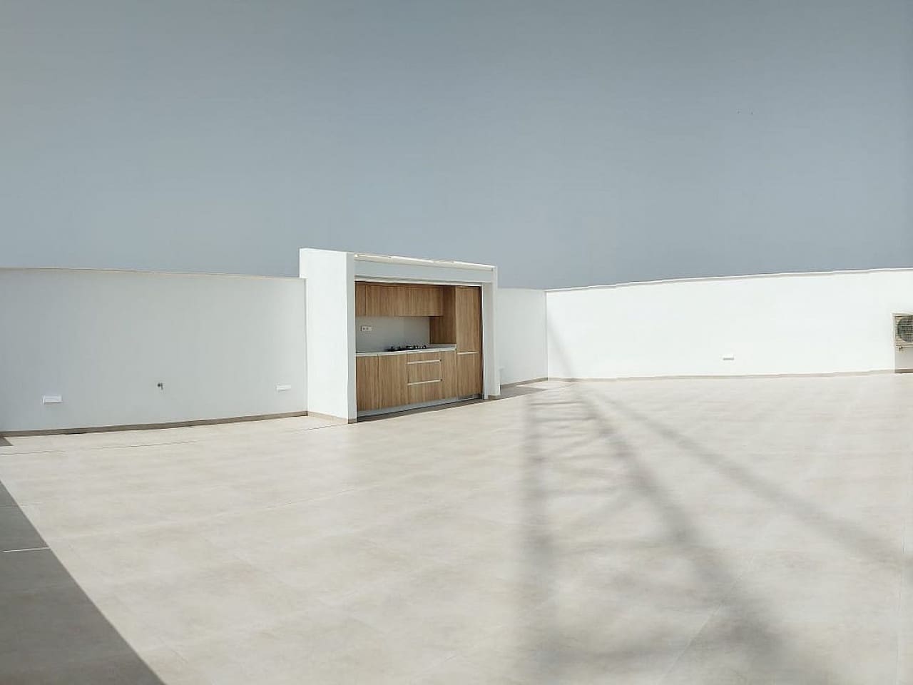 3 slaapkamer Villa te koop in Los Alcazares met zwembad - € 1.000.000 (Ref: 9892673)