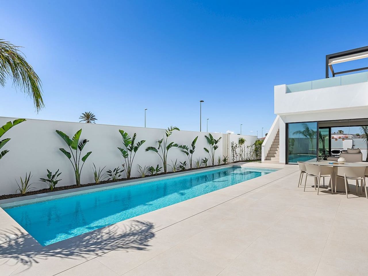 3 slaapkamer Villa te koop in Los Alcazares met zwembad - € 1.000.000 (Ref: 9892673)
