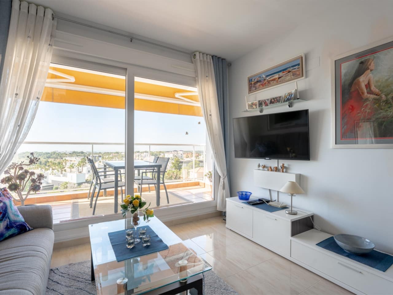 2 soveværelse Lejlighed til salg i Villamartin med swimmingpool garage - € 269.000 (Ref: 9892674)