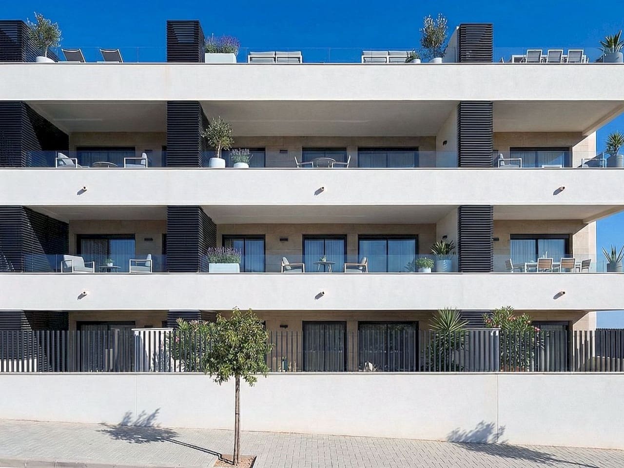 2 Zimmer Apartment zu verkaufen in Benijofar mit Garage - 282.900 € (Ref: 9894720)