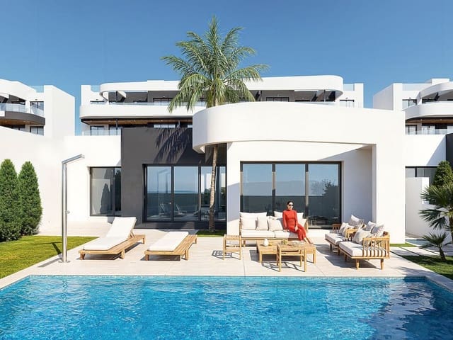 3 bedroom Villa for sale in Los Alcázares with pool garage - € 550,000 (Ref: 9896889)