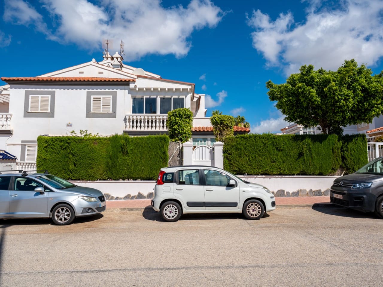 3 sypialnia Dom na sprzedaż w Orihuela Costa z basenem - 349 000 € (Ref: 9911278)