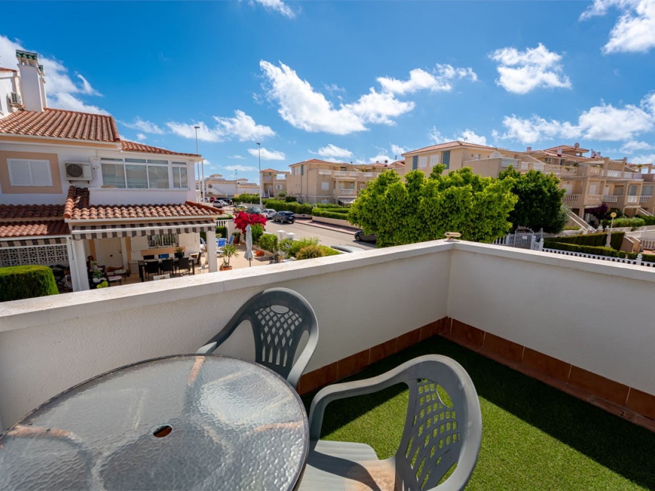 3 sypialnia Dom na sprzedaż w Orihuela Costa z basenem - 349 000 € (Ref: 9911278)
